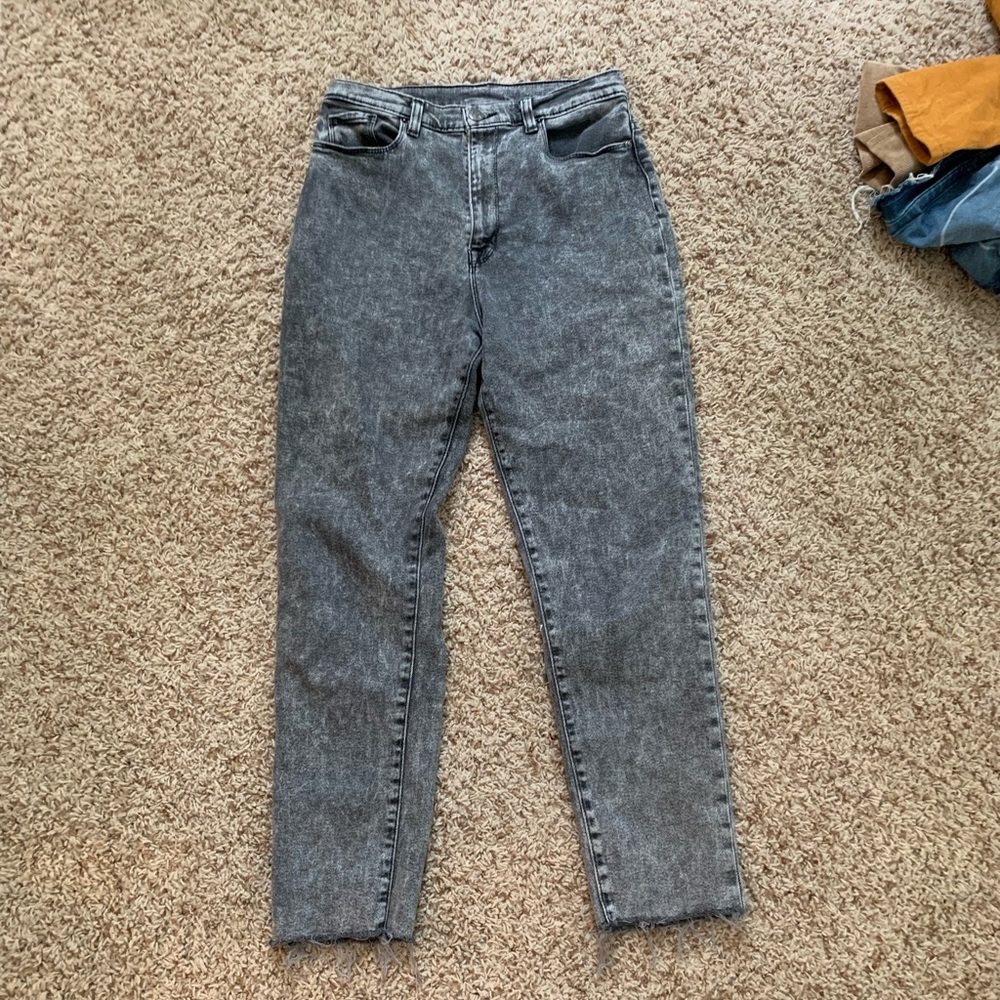 BDG urban outfitters high rise mom jeans✨💜